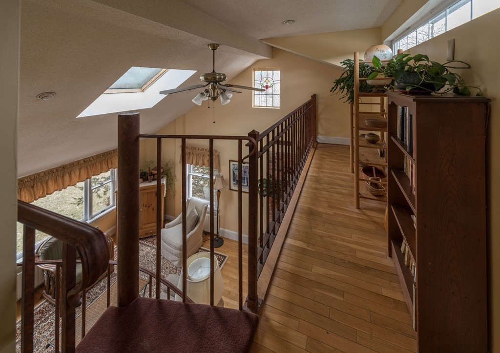 51 Pomeroy Meadow Road Southampton, MA 01073 - Photo 9 of 30 Gallery Image 9
