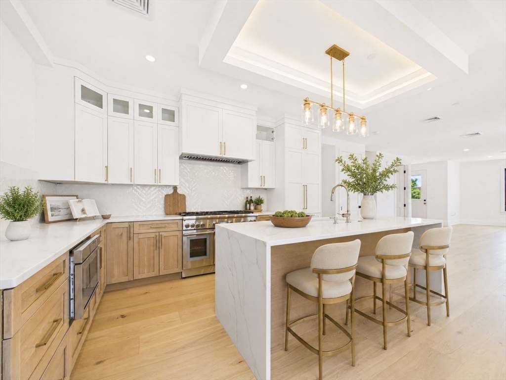 1674 Columbia Road Boston, MA 02127 - Photo 6 of 21