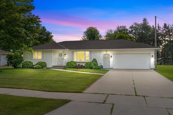 $315,000 | 3300 North Lawe Street, Appleton, WI 54911