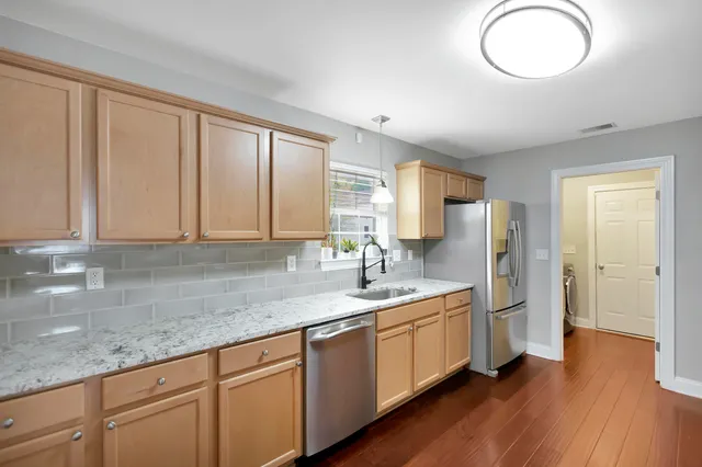 $3,550 | 1804 Parkland Preserve Lane, Charleston, SC 29412