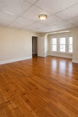 $2,500 | 28 Prospect Street, Unit 2, Brockton, MA 02301