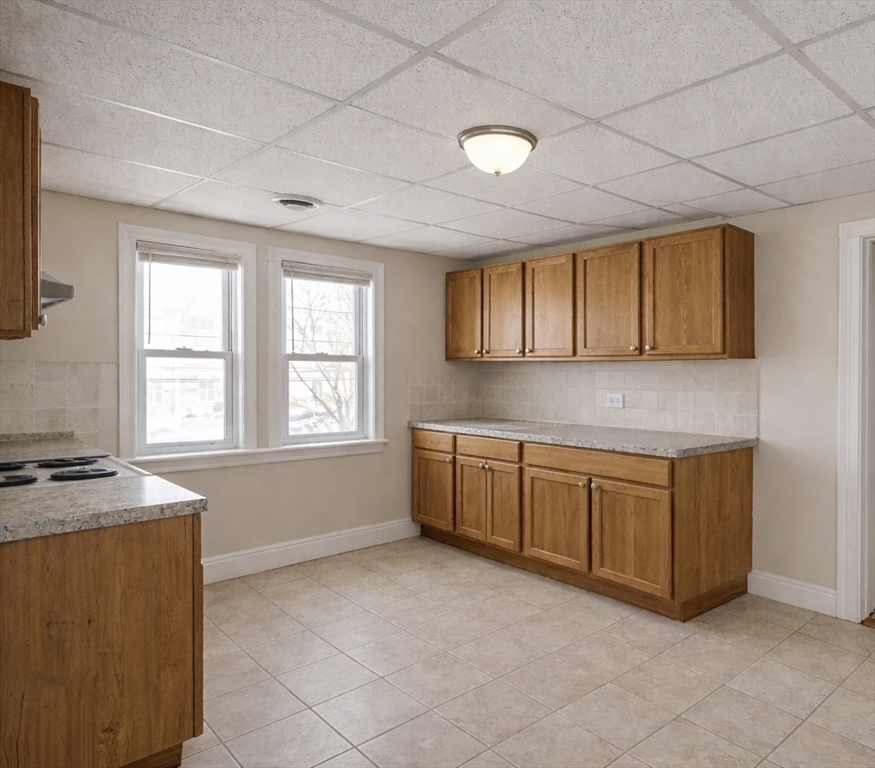 28 Prospect Street, Unit 2 Brockton, MA 02301 - Photo 5 of 7