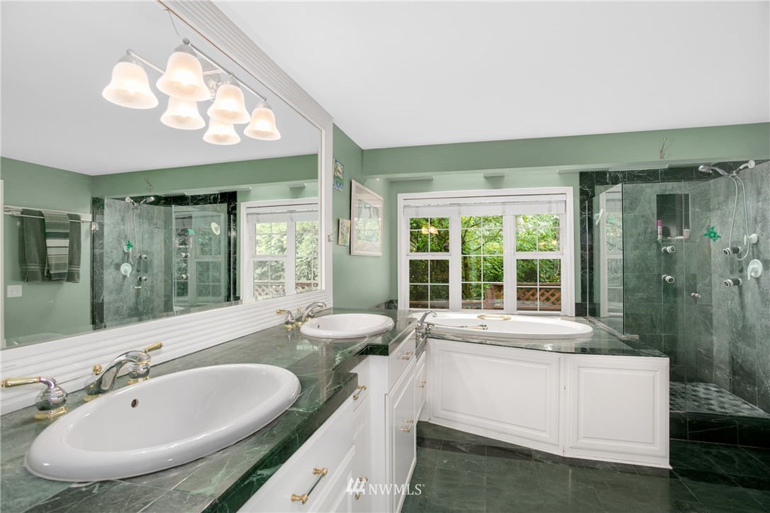 19016 Ross Road Bothell, WA 98011 - Photo 11 of 25 Gallery Image 11