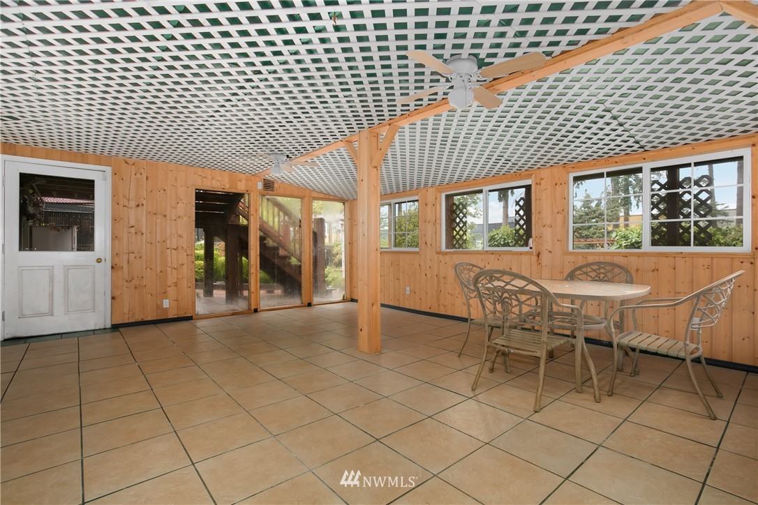 19016 Ross Road Bothell, WA 98011 - Photo 22 of 25 Gallery Image 22