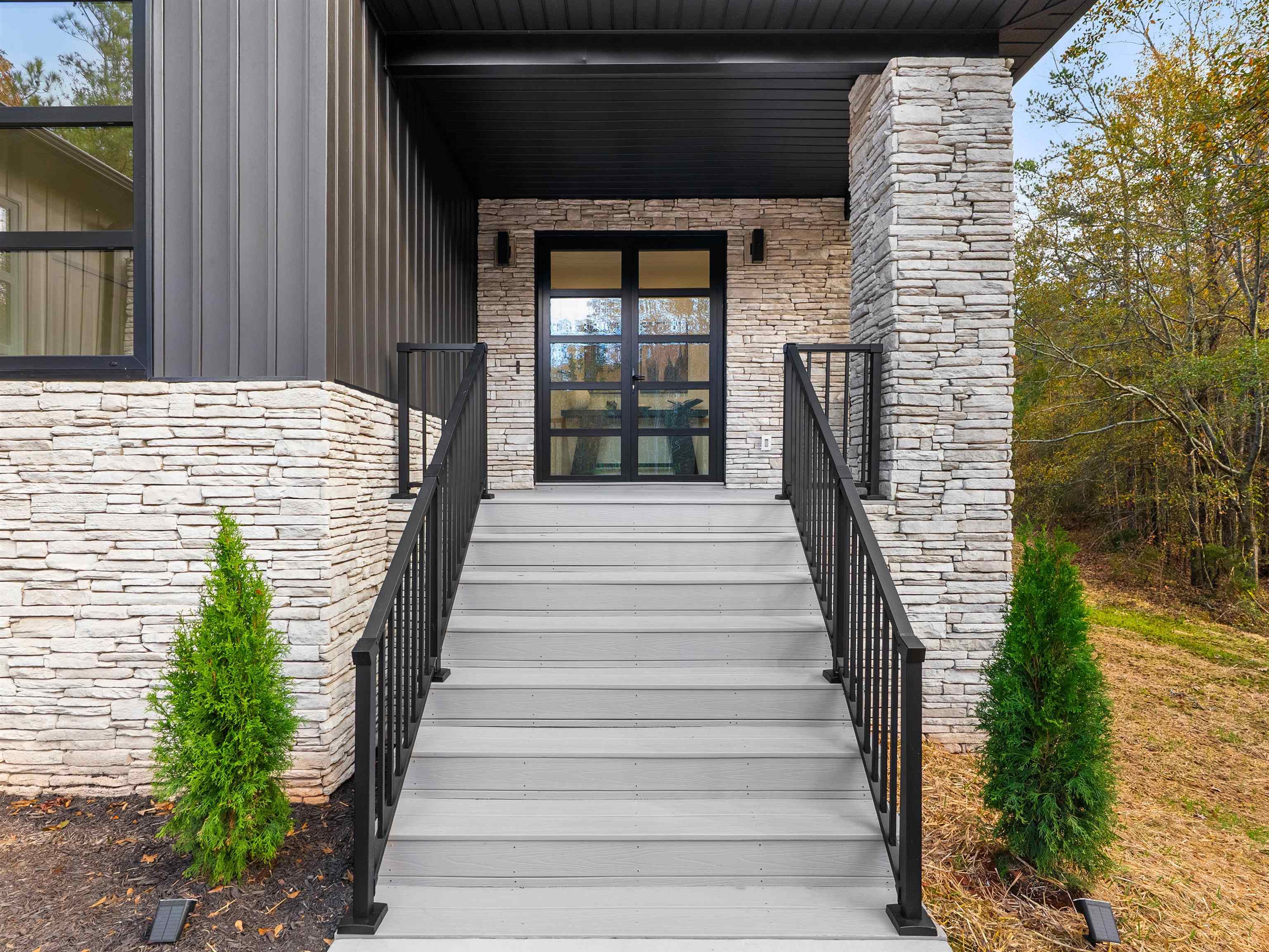 1026 Blumefield Road Anderson, SC 29625 - Photo 4 of 29 Gallery Image 4