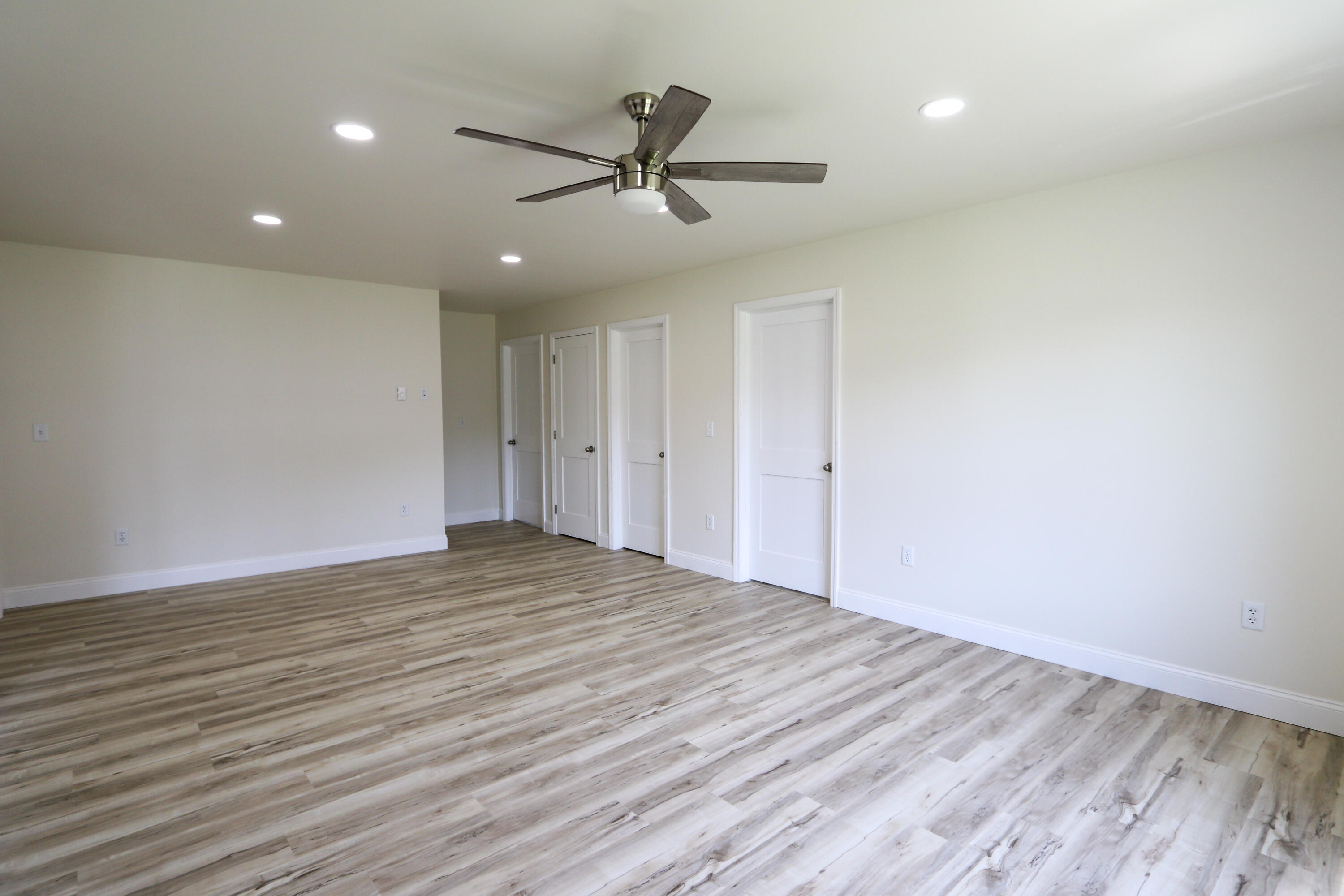 28 Delaware Street Rouses Point, NY 12979 - Photo 17 of 39