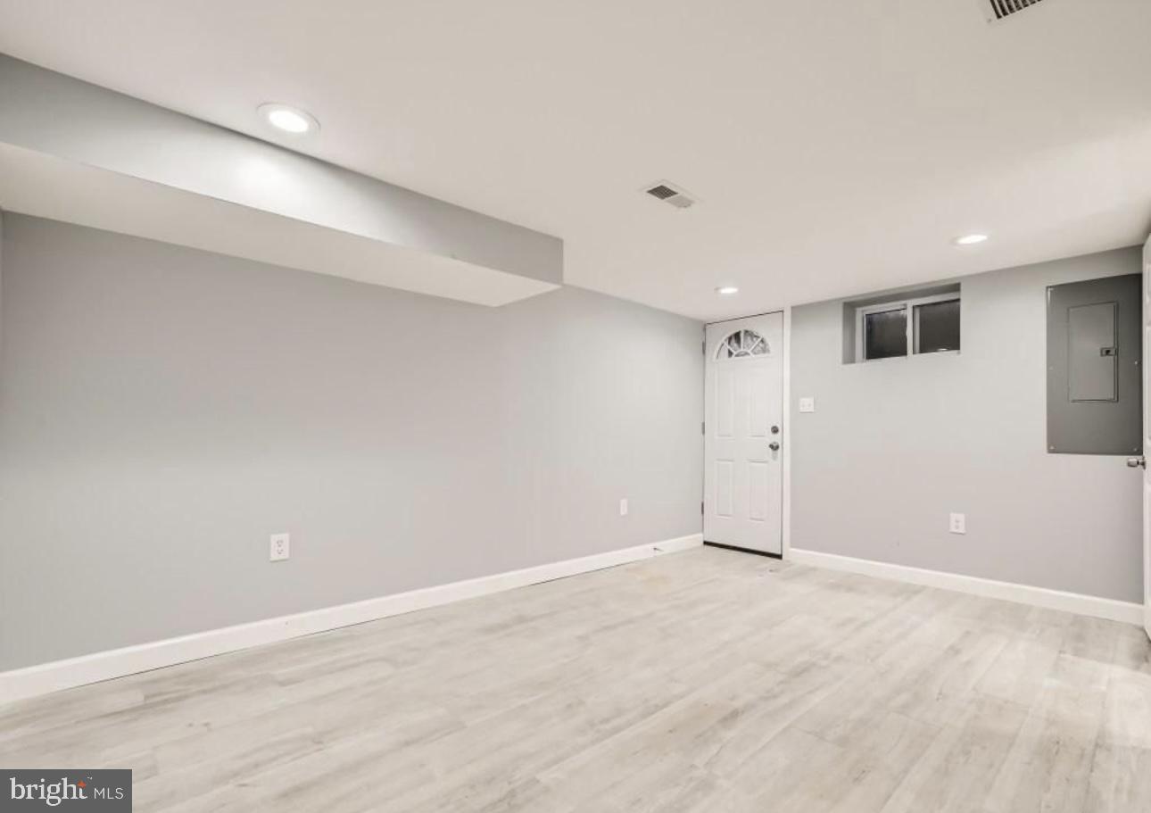 905 East Patapsco Avenue Baltimore, MD 21225 - Photo 16 of 25 a view of an empty room