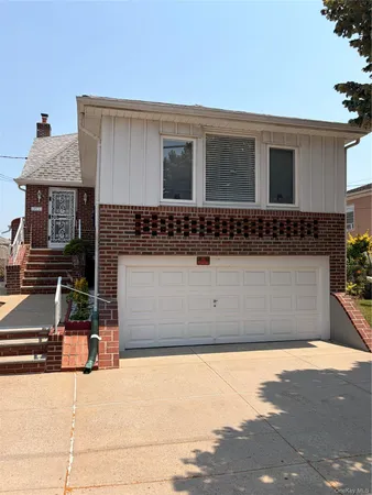 $3,100 | 13511 122nd Place | South Ozone Park