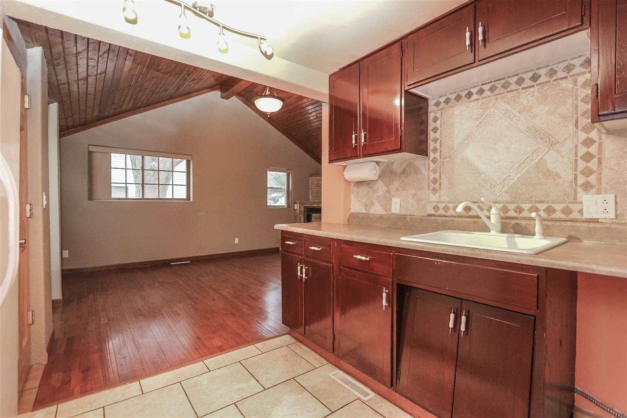 1556 Ruth Street Waterloo, IA 50707 - Photo 9 of 18 Gallery Image 9