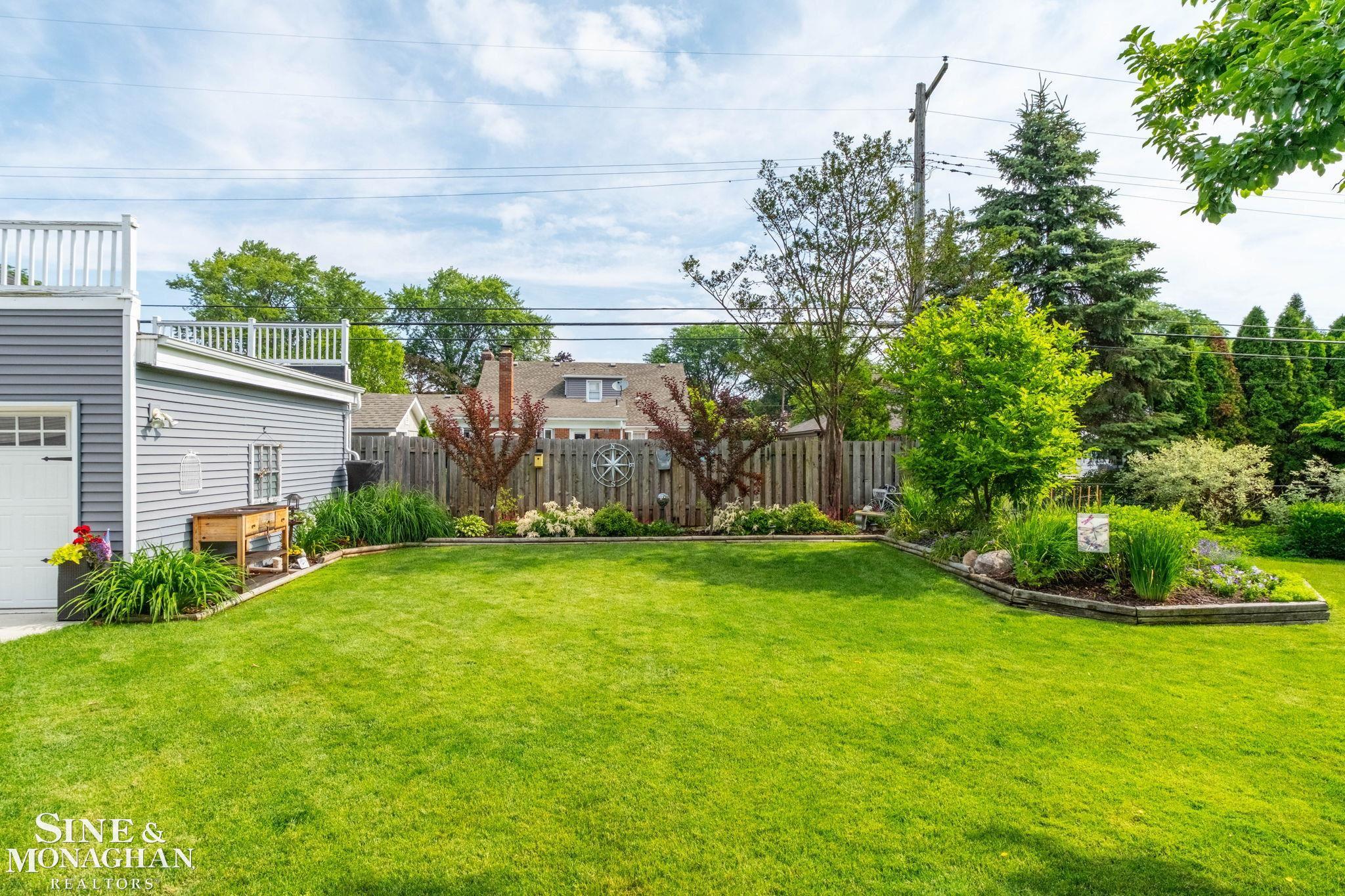 580 Hampton Road Grosse Pointe Woods, MI 48236 - Photo 67 of 77