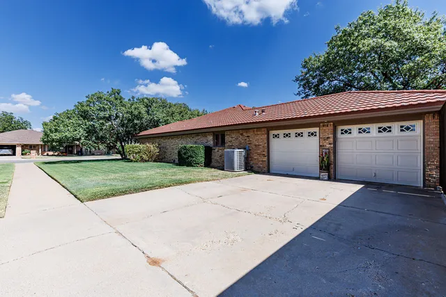 $315,000 | 5717 72nd Street, Lubbock, TX 79424