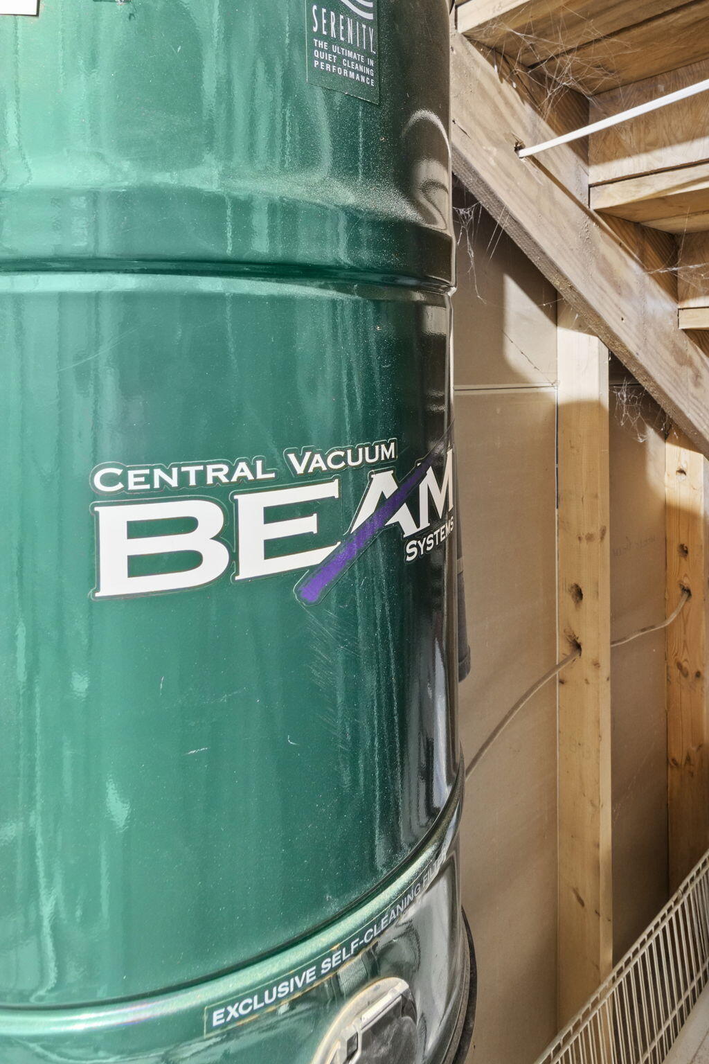 8802 Pine Ridge Road Ooltewah, TN 37363 - Photo 66 of 94 Central Vac new equipment.