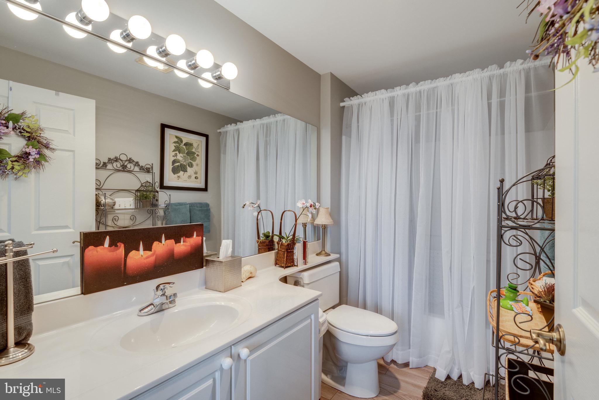 19375 Cypress Ridge Terrace, Unit 719 Leesburg, VA 20176 - Photo 17 of 48