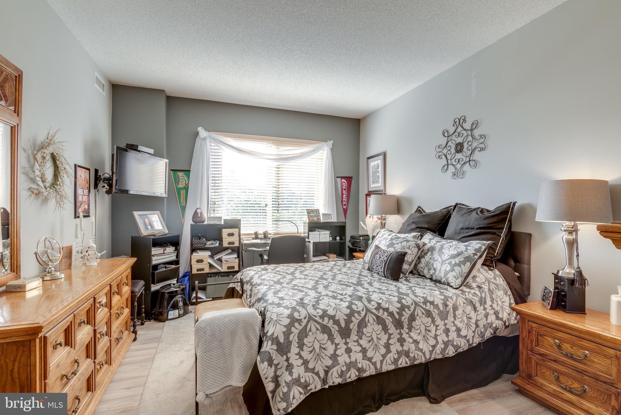 19375 Cypress Ridge Terrace, Unit 719 Leesburg, VA 20176 - Photo 21 of 48