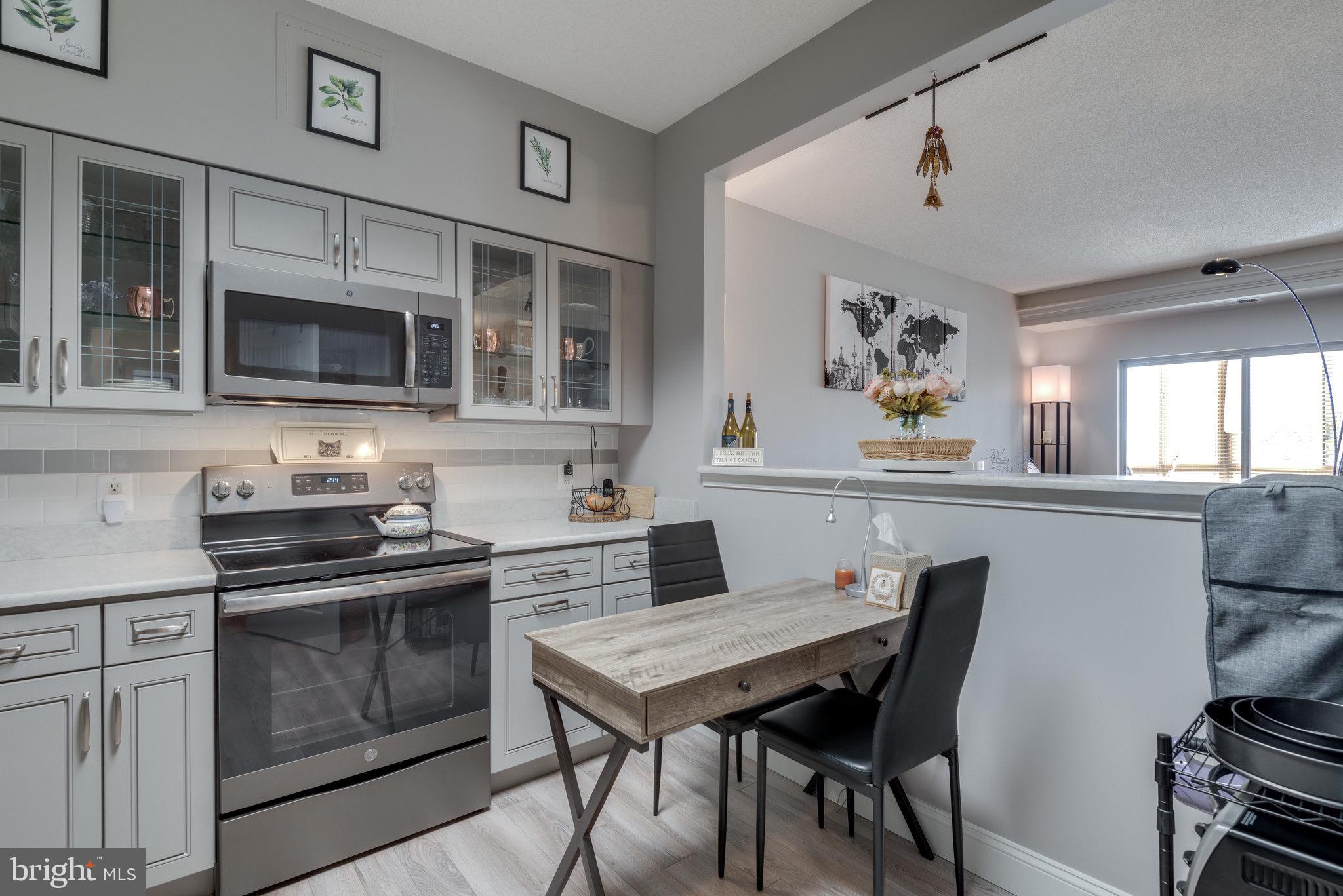 19375 Cypress Ridge Terrace, Unit 719 Leesburg, VA 20176 - Photo 5 of 48