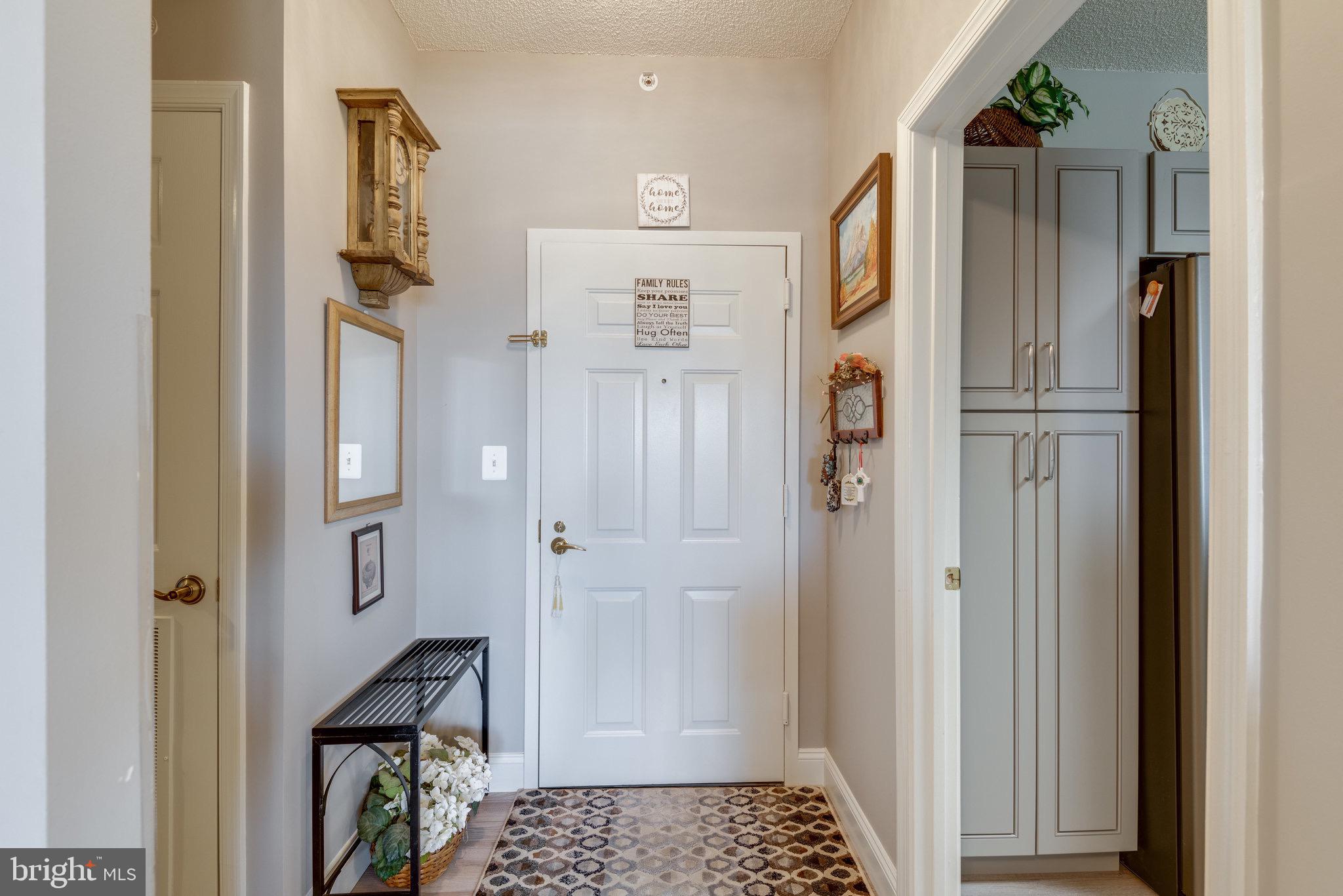 19375 Cypress Ridge Terrace, Unit 719 Leesburg, VA 20176 - Photo 6 of 48