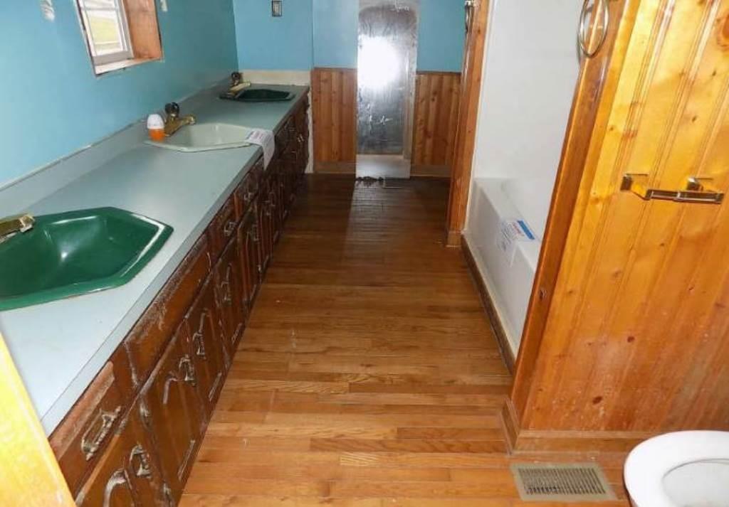 492 Havers Hill Road Jefferson, PA 15344 - Photo 2 of 10