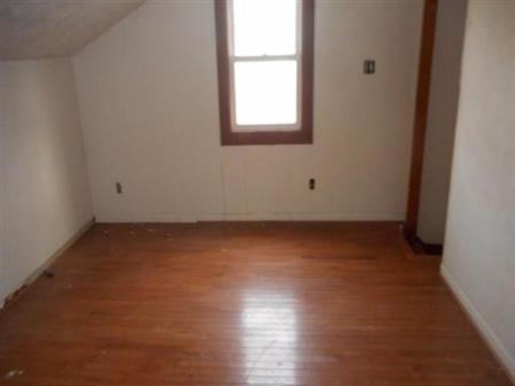 492 Havers Hill Road Jefferson, PA 15344 - Photo 6 of 10