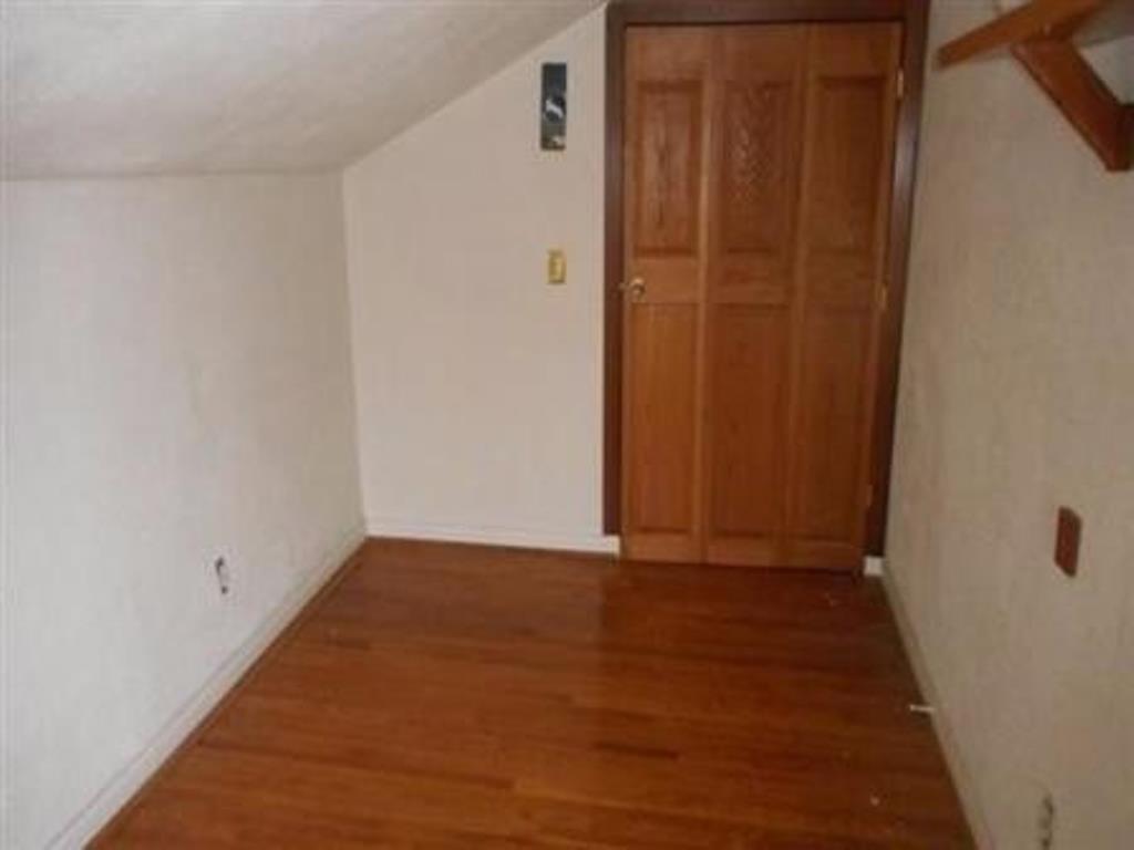 492 Havers Hill Road Jefferson, PA 15344 - Photo 8 of 10