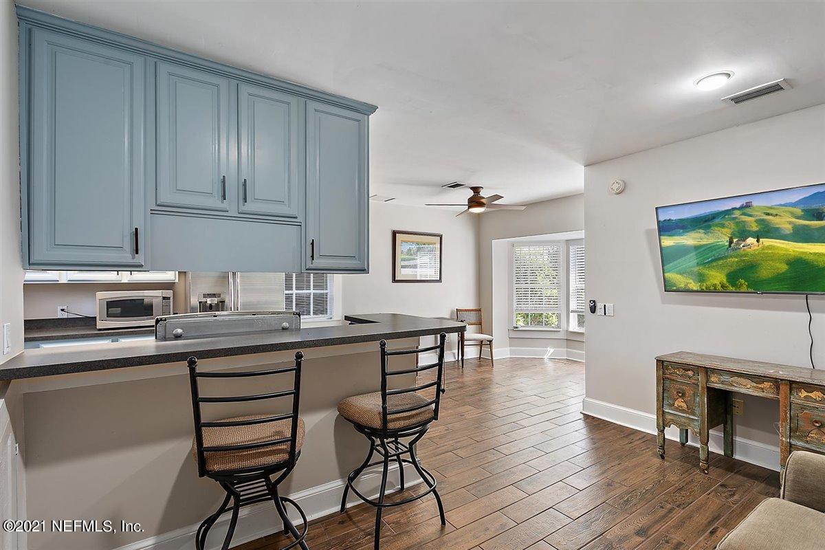 3239 Riverside Avenue Jacksonville, FL 32205 - Photo 38 of 49 38-Guest House Kitchen_Dining