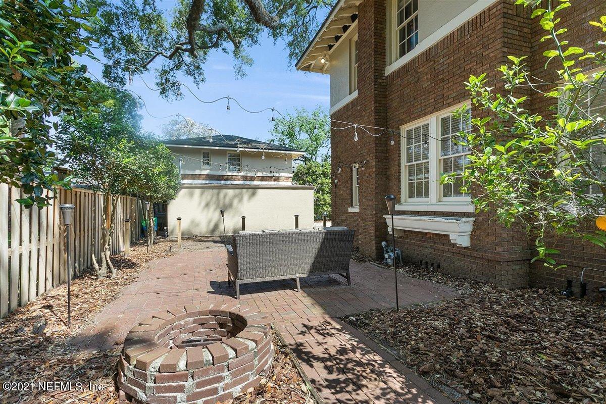 3239 Riverside Avenue Jacksonville, FL 32205 - Photo 41 of 49 41-Patio