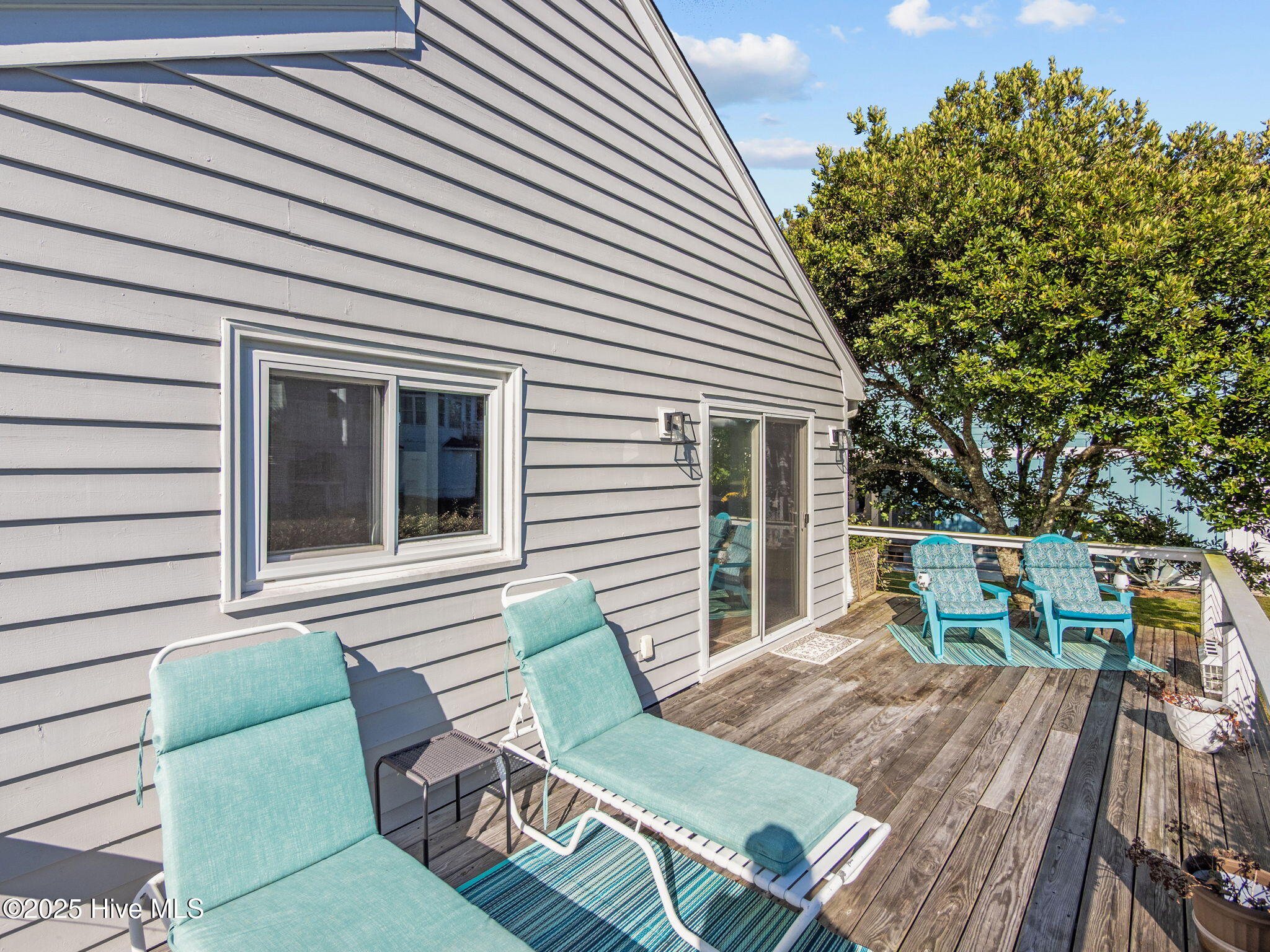 213 Sandfiddler East Emerald Isle, NC 28594 - Photo 26 of 44 Back deck