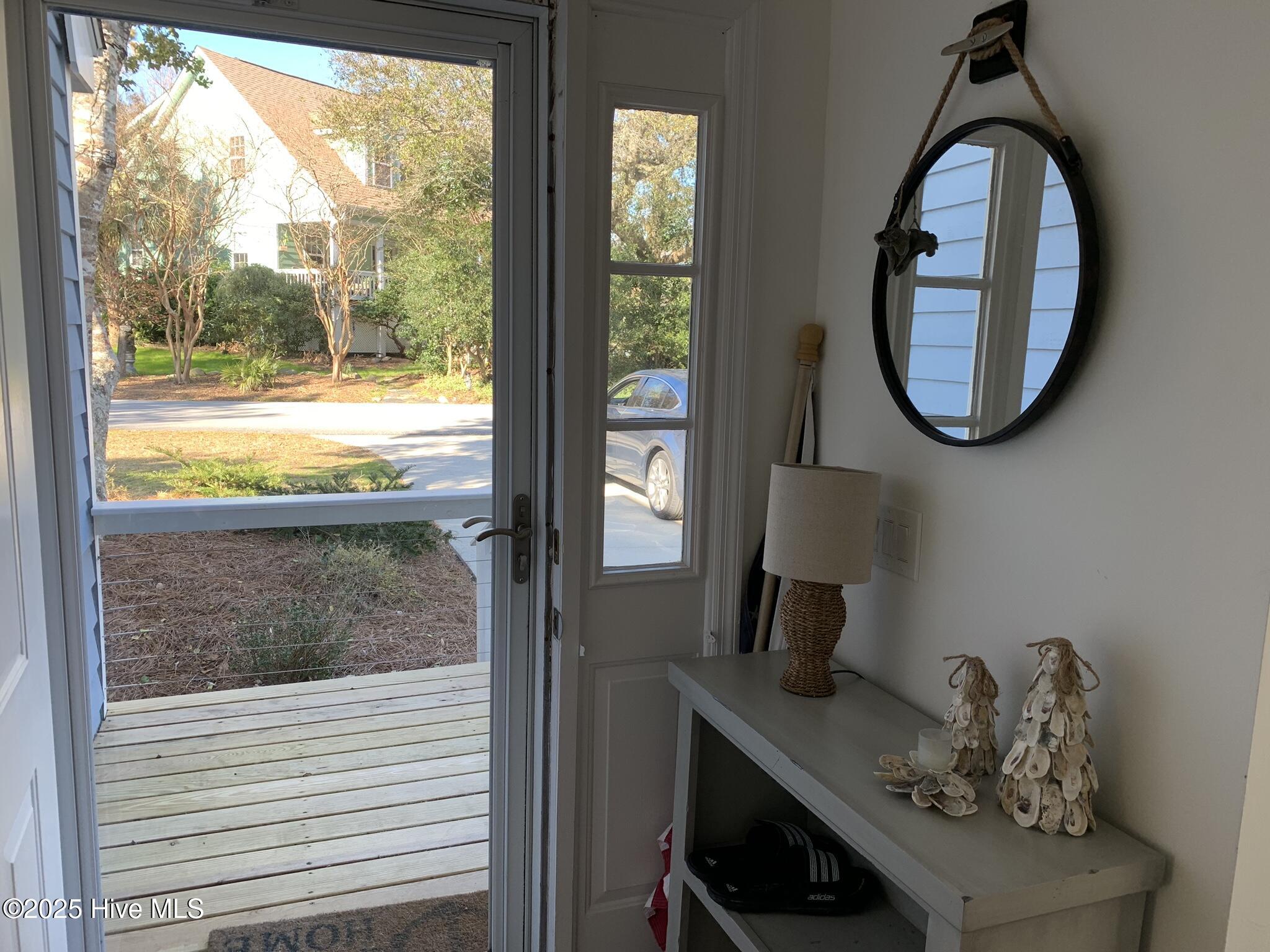 213 Sandfiddler East Emerald Isle, NC 28594 - Photo 10 of 44 Foyer