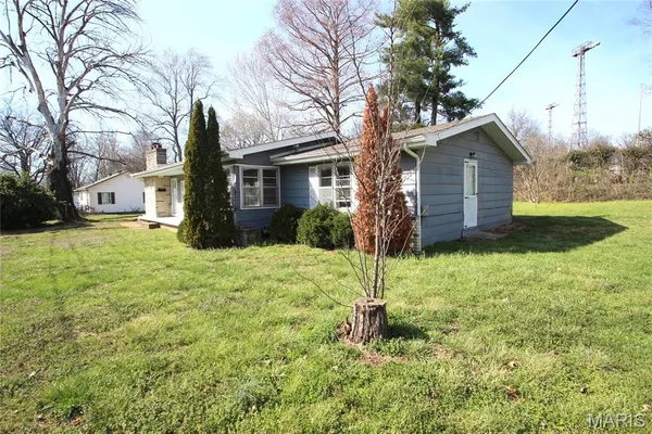 $157,900 | 527 Virginia Street, Farmington, MO 63640