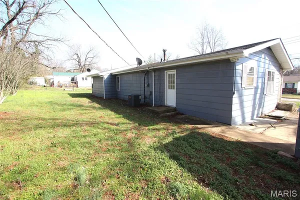 $157,900 | 527 Virginia Street, Farmington, MO 63640