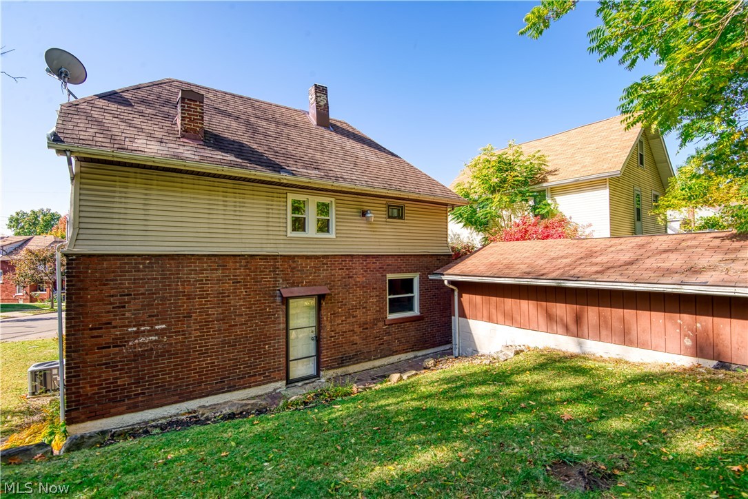 295 Ruckel Road Akron, OH 44305 - Photo 6 of 30