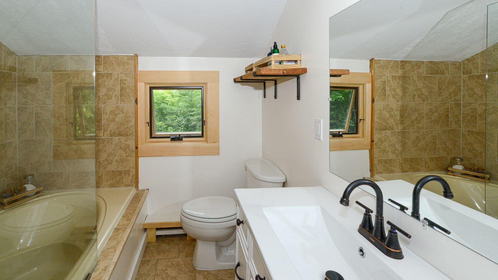 25 Chapman Road Harrison, ME 04040 - Photo 28 of 46 Main Bath
