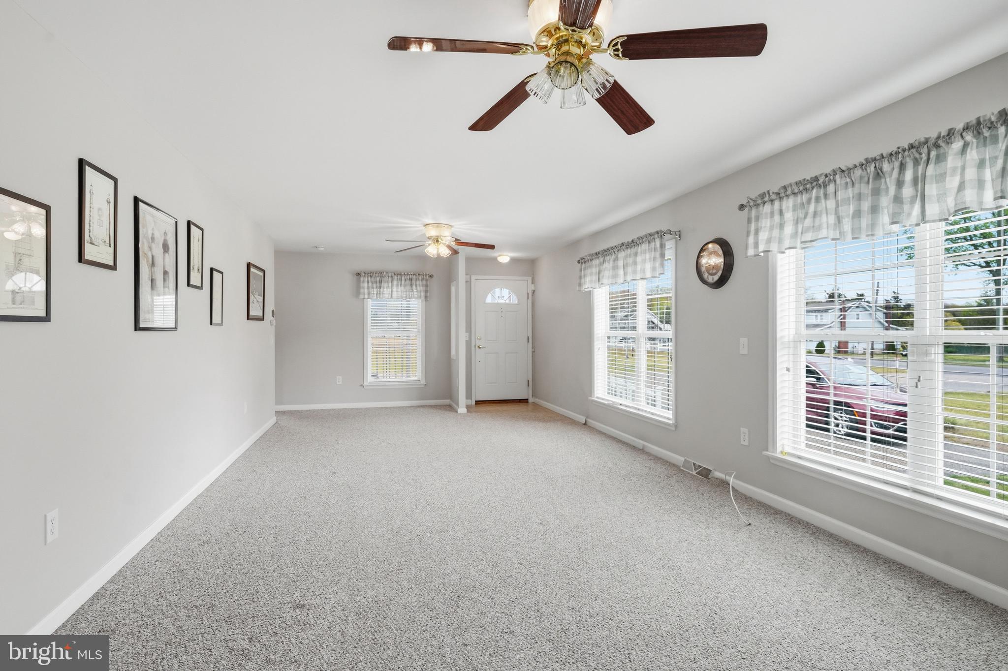 430 Rt Us 9 Street South, Unit 137 Marmora, NJ 08223 - Photo 5 of 24 a view of an empty room with a window