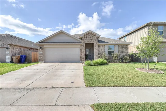 $2,195 | 7213 Adler Drive, Corpus Christi, TX 78414