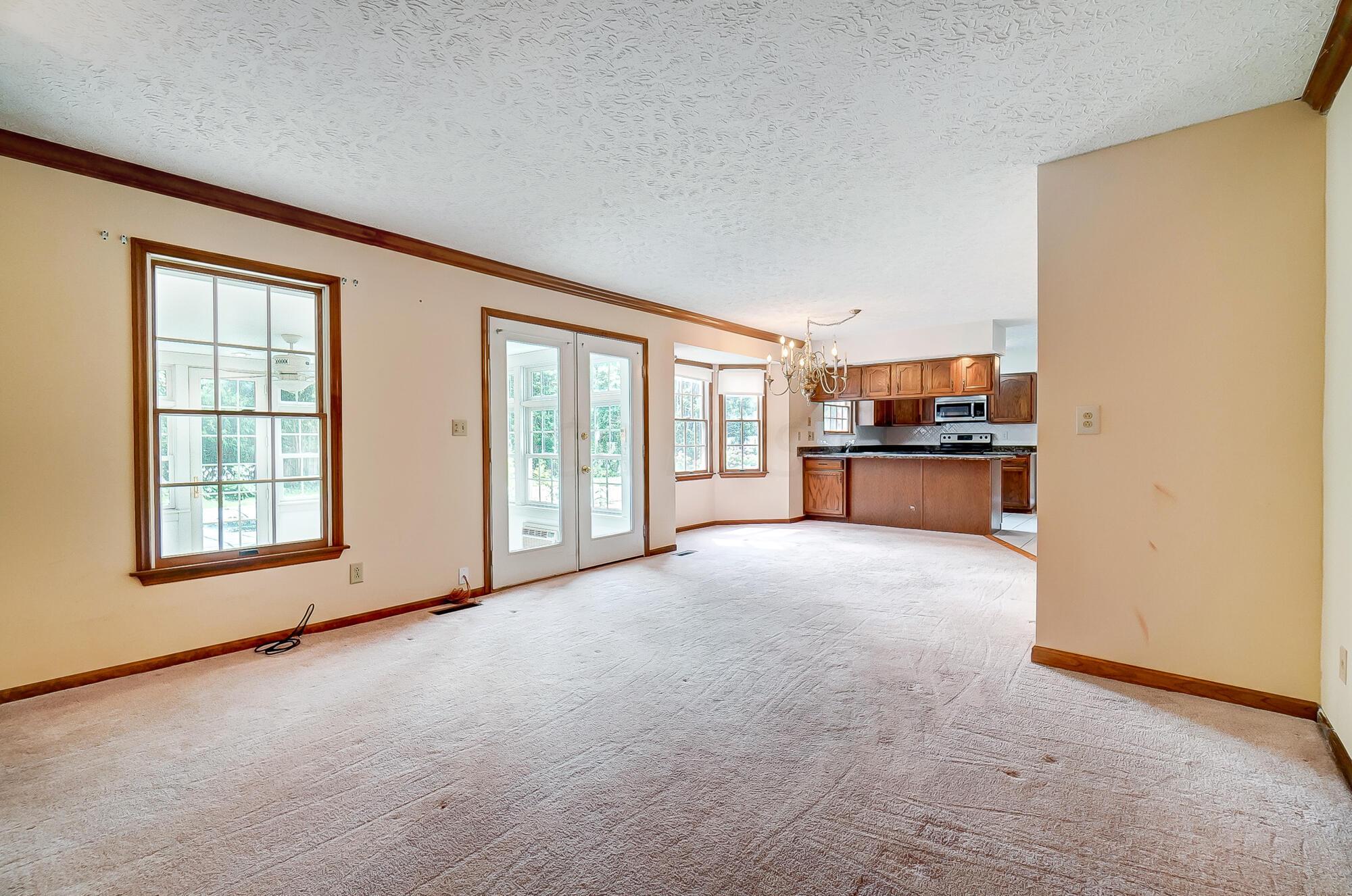 5191 Dublin Road Dublin, OH 43016 - Photo 23 of 63 VIEW INTO KITCHEN