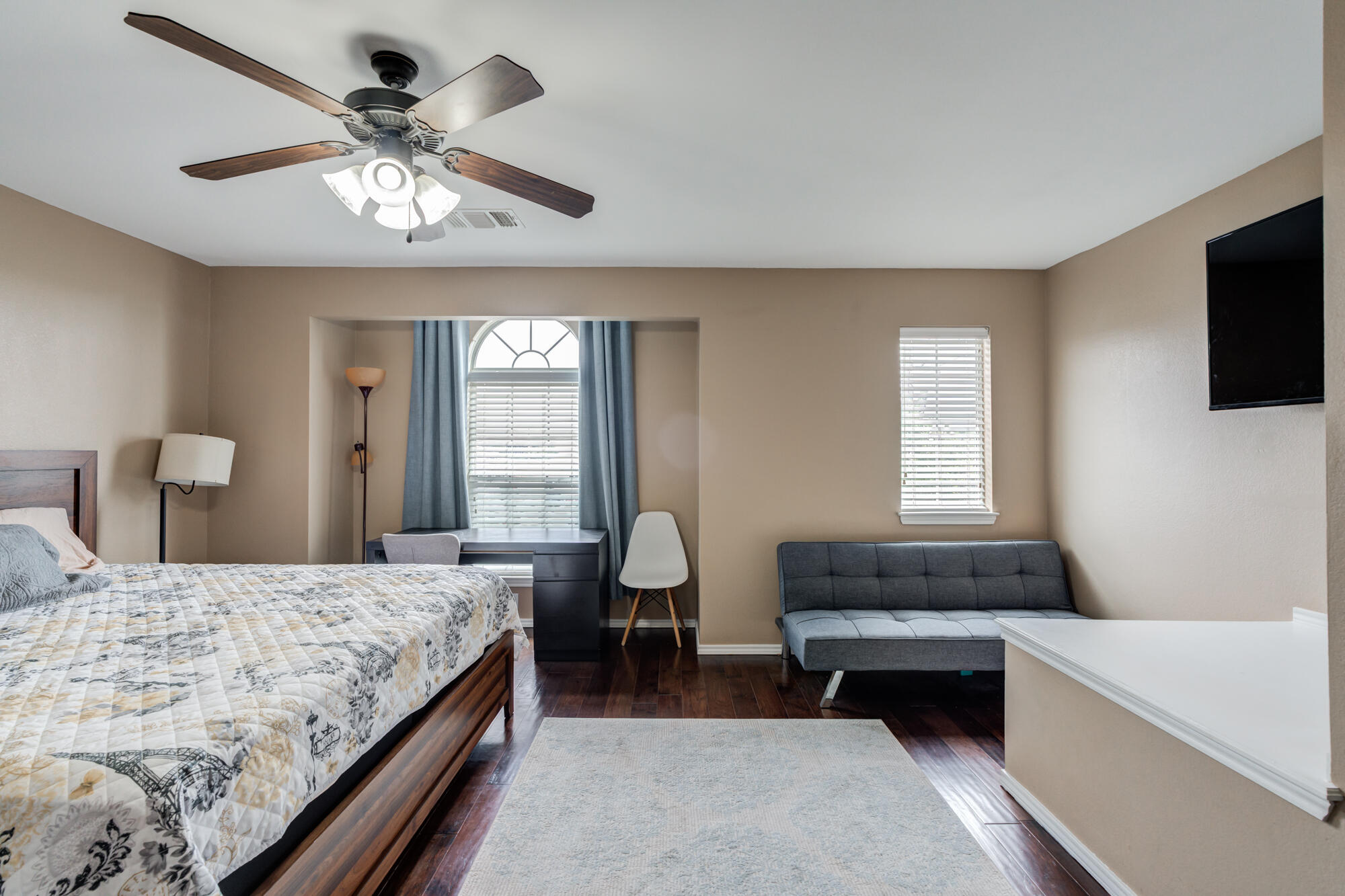 2101 Main Street, Unit 5 Lubbock, TX 79401 - Photo 37 of 46 DSC04480_1_2_3_4