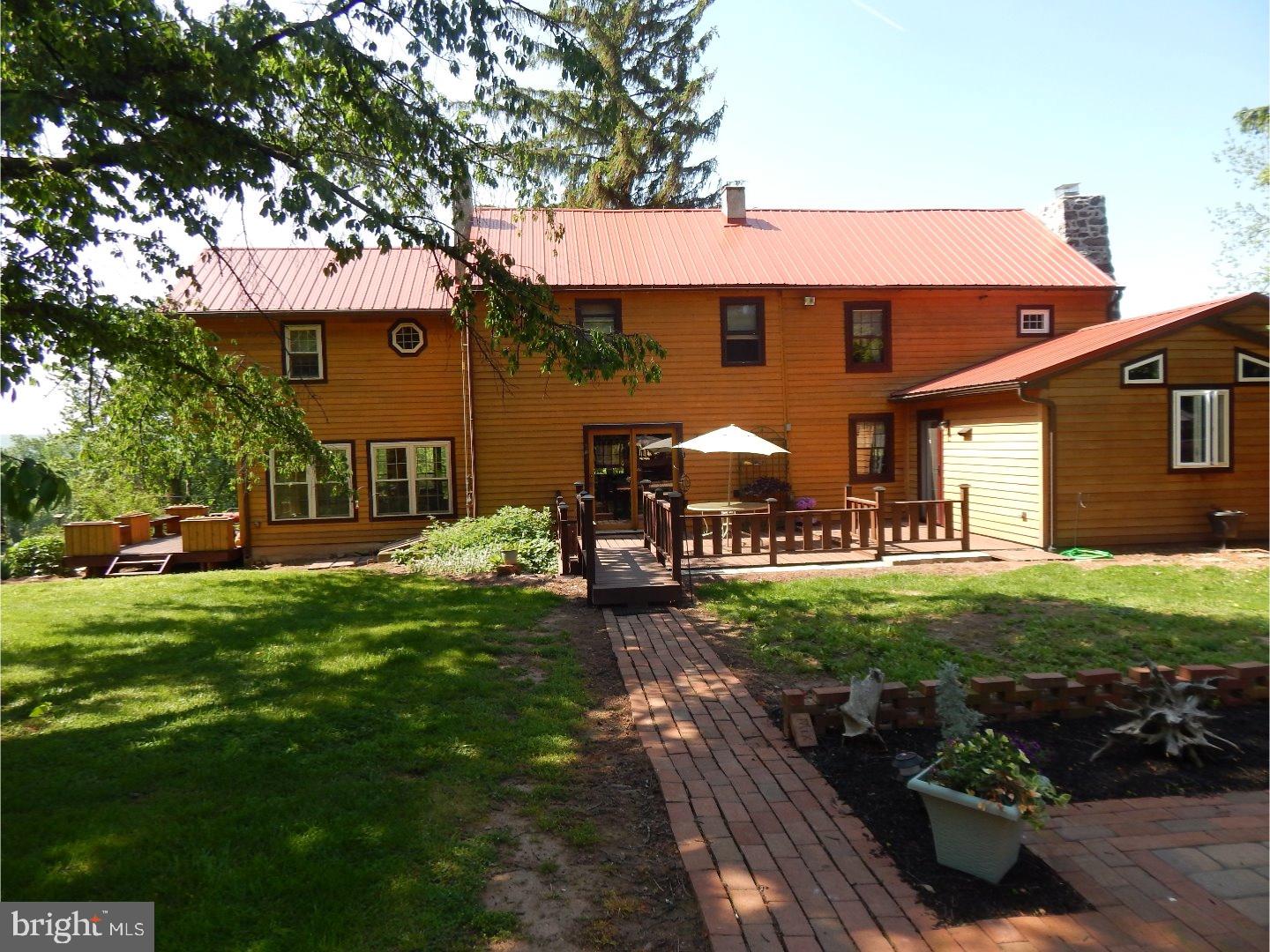 2293 Valley View Road Narvon, PA 17555 - Photo 1 of 25 Gallery Image 1