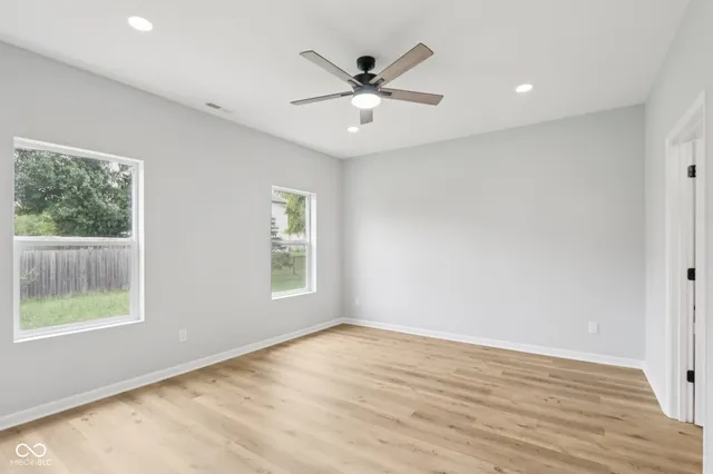 $2,500 | 8355 Fieldfare Way, Indianapolis, IN 46237