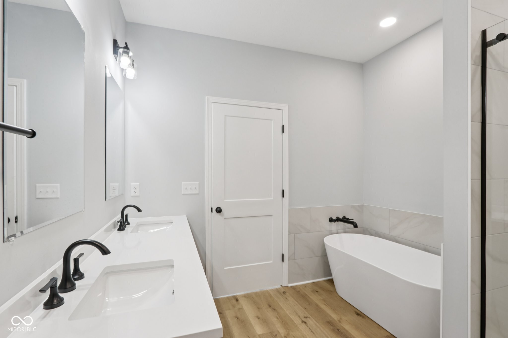 8355 Fieldfare Way Indianapolis, IN 46237 - Photo 18 of 36