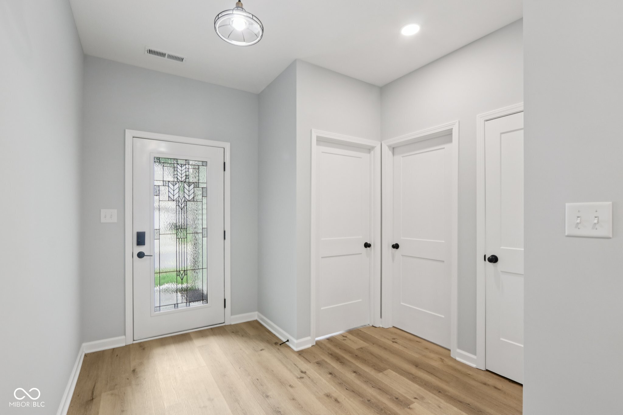 8355 Fieldfare Way Indianapolis, IN 46237 - Photo 34 of 36