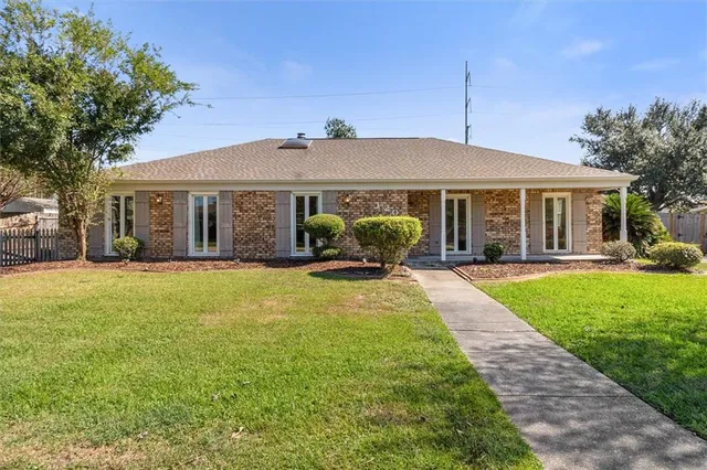 $2,300 | 4120 Platt Street, Kenner, LA 70065