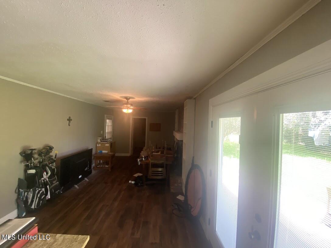 14450 Mays Road Gulfport, MS 39503 - Photo 7 of 18 IMG_0330