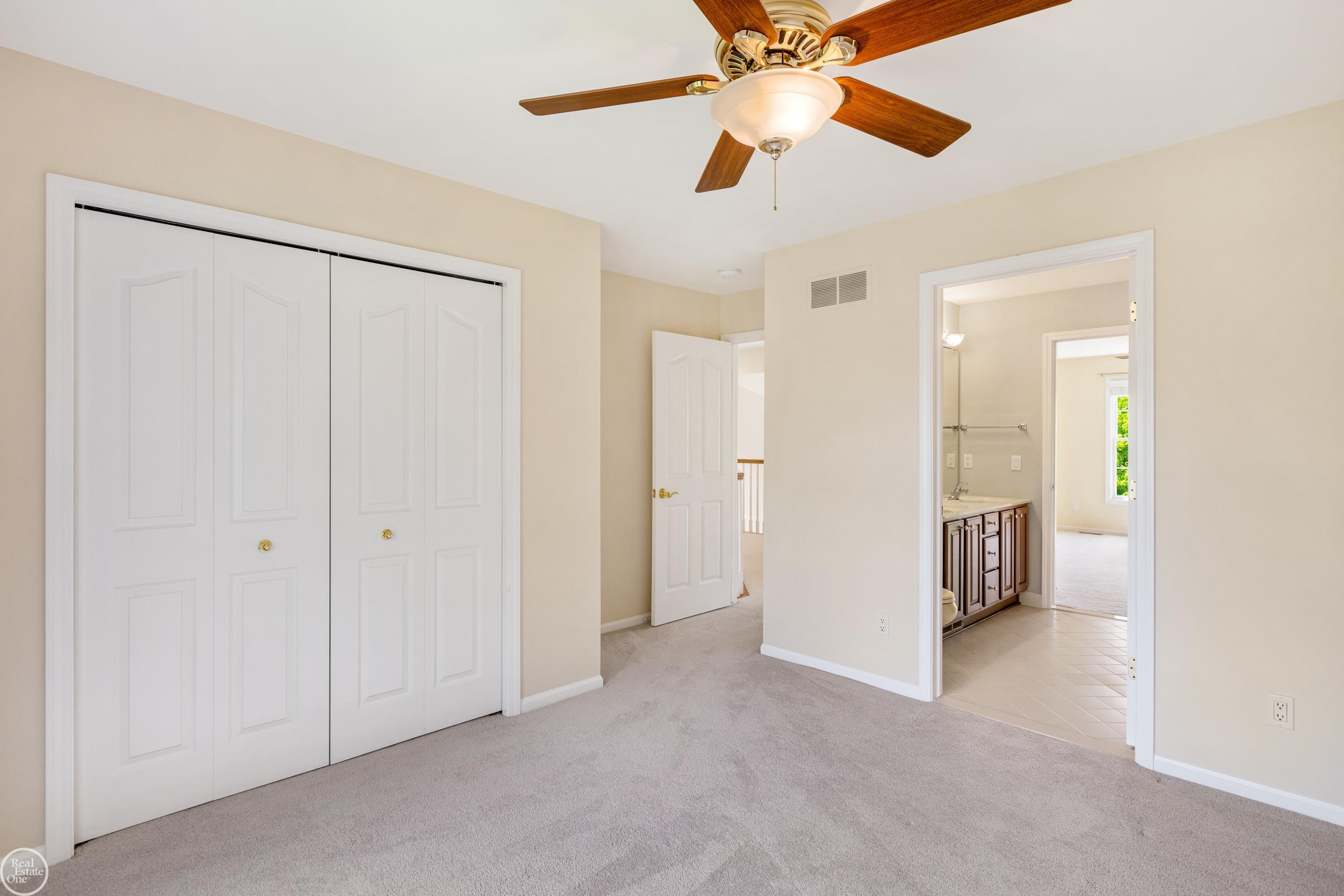 2463 Selkirk Street Rochester, MI 48306 - Photo 50 of 87