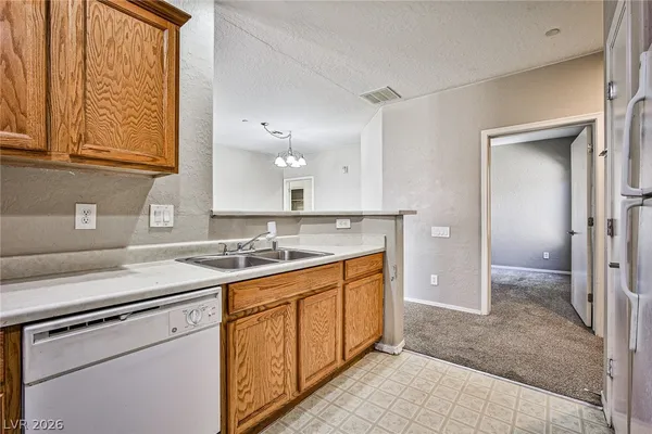 $1,690 | 6625 Abruzzi Drive, Unit 204, North Las Vegas, NV 89084