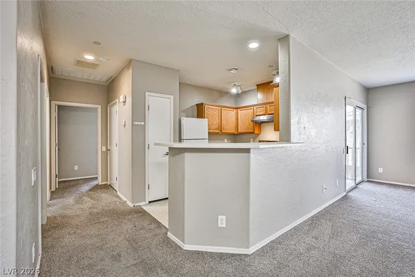 $1,690 | 6625 Abruzzi Drive, Unit 204, North Las Vegas, NV 89084