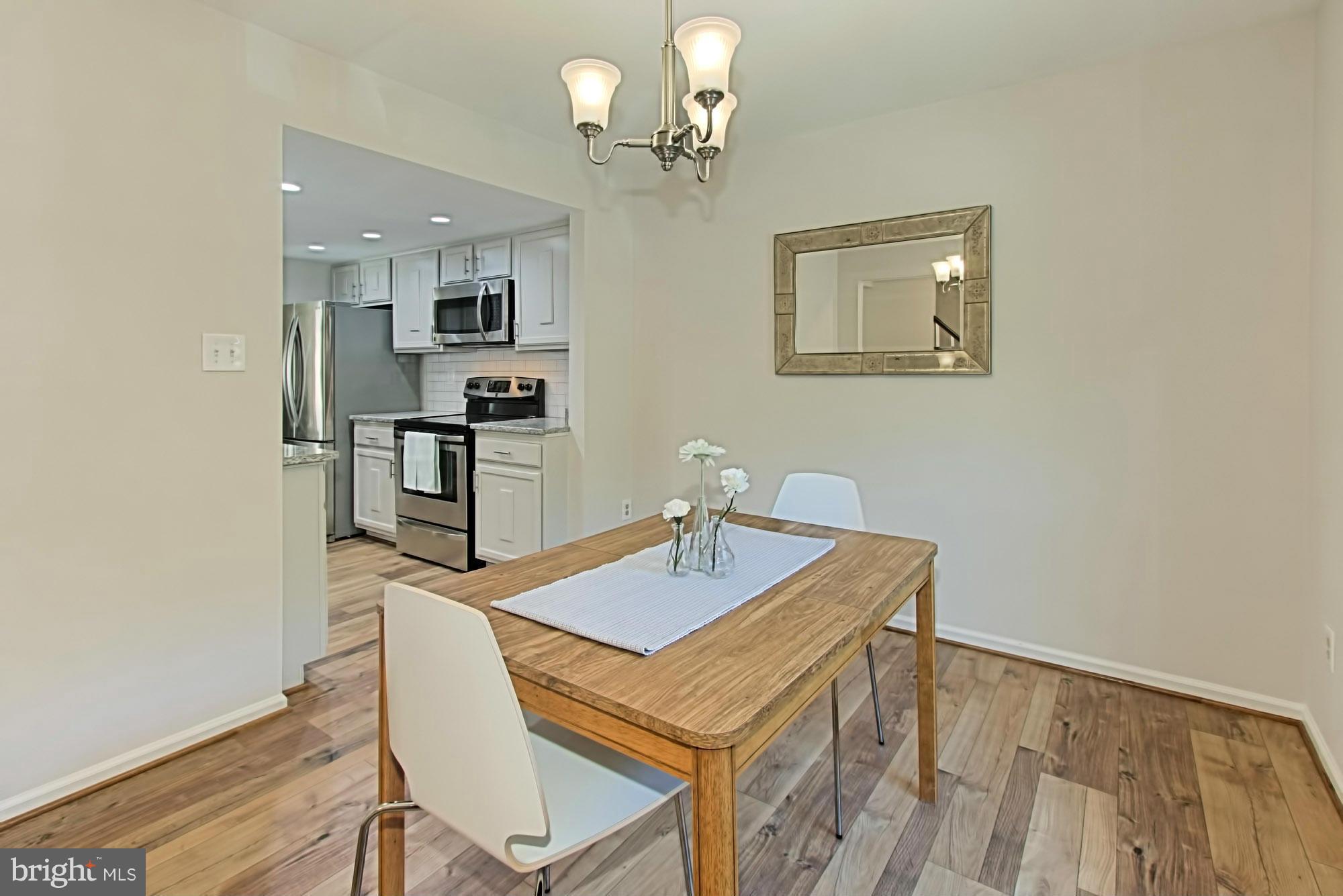 6257 Rathlin Drive Springfield, VA 22152 - Photo 3 of 28 Dining Room