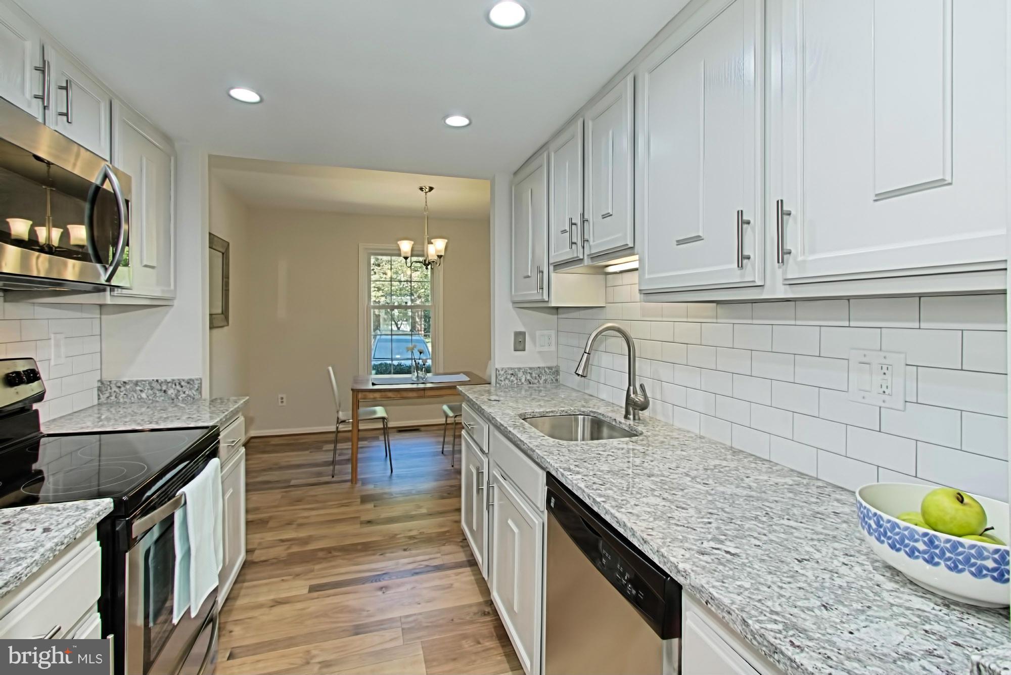 6257 Rathlin Drive Springfield, VA 22152 - Photo 9 of 28 Kitchen