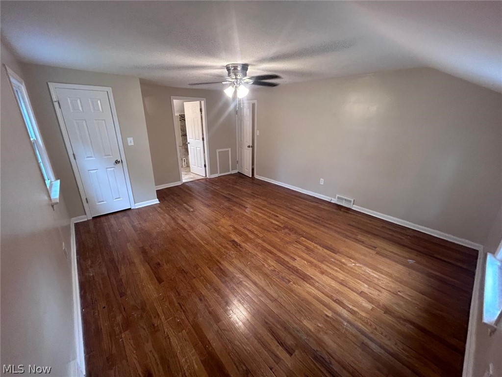 20825 Farnsleigh Road Shaker Heights, OH 44122 - Photo 16 of 19