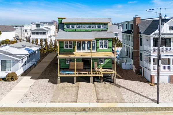 $4,945,000 | 179 32nd Street, Avalon, NJ 08202