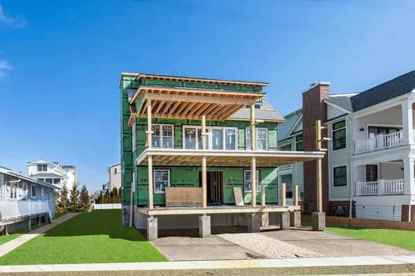 $4,945,000 | 179 32nd Street, Avalon, NJ 08202