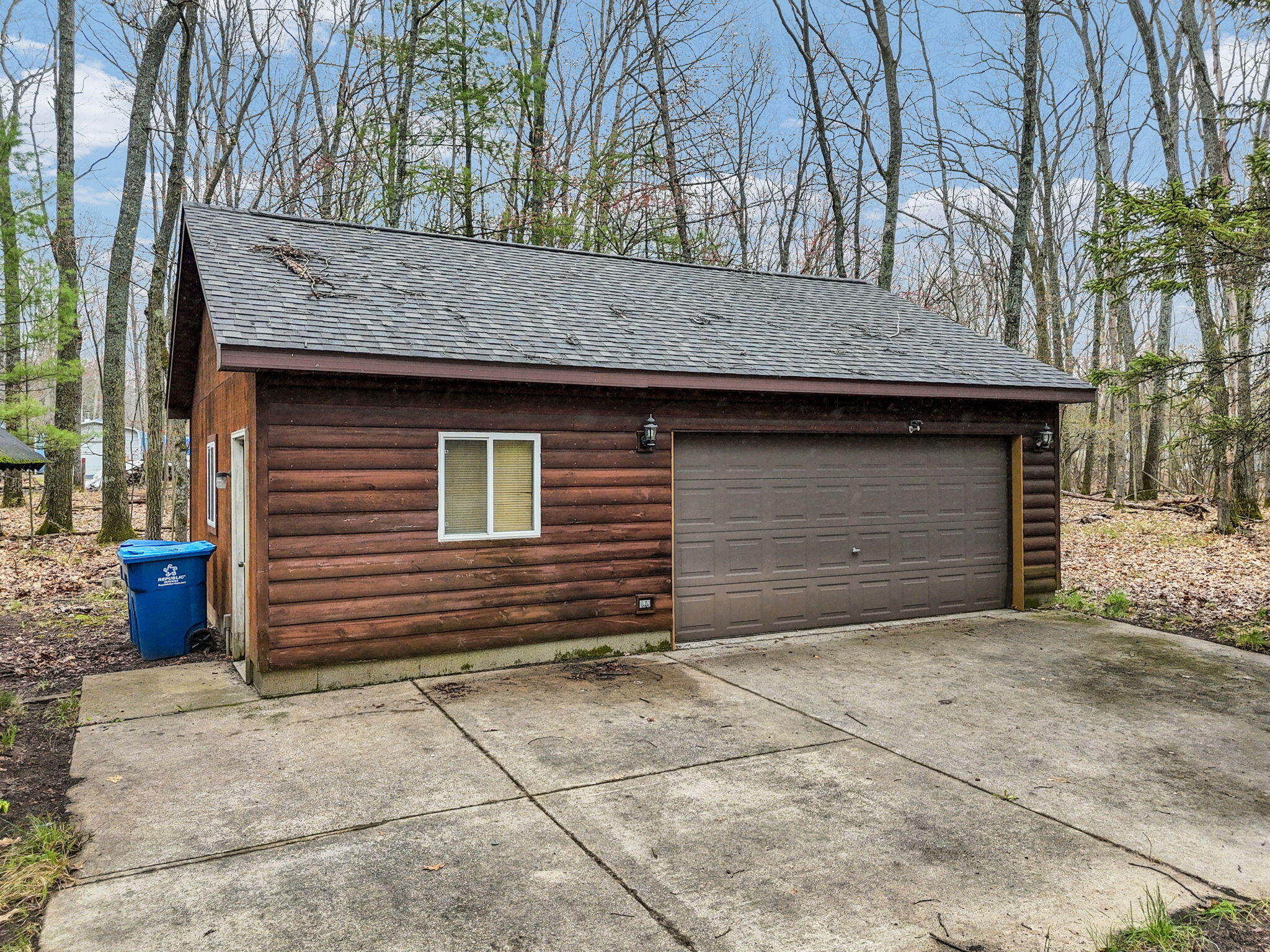 4100 School Road Roscommon, MI 48653 - Photo 31 of 42 DJI_20260512082353_0465_D